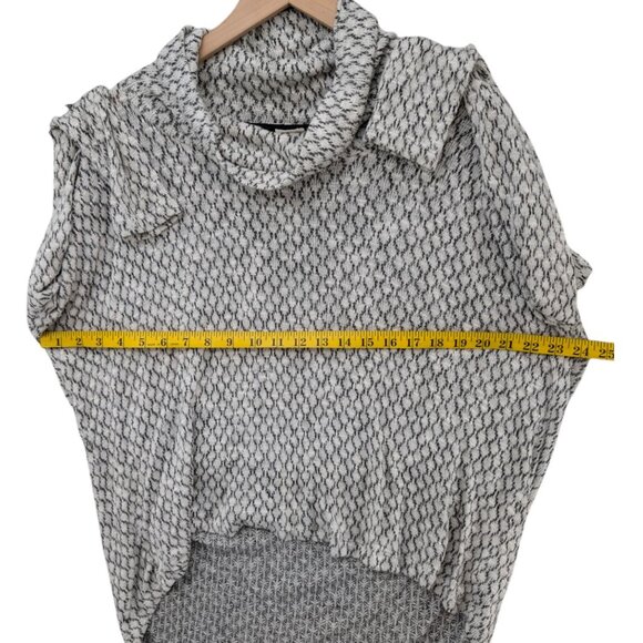 Anthropologie Akemi Kin Sweater Womens Grey Cowl Neck Long Sleeve Pullover Sz XS - Picture 5 of 7